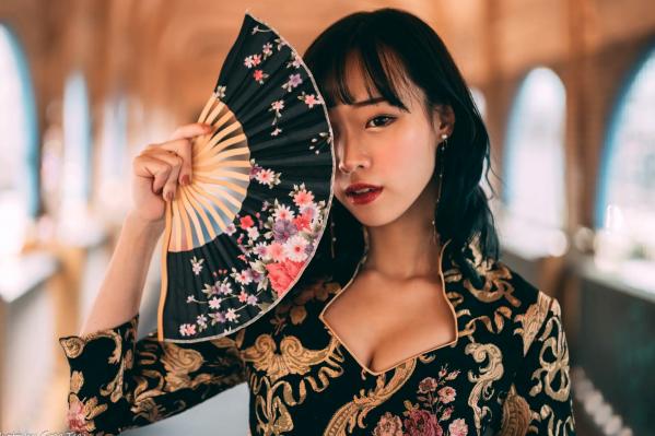    娃娃 - 绝美古典旗袍写真，优雅东方韵味与现代时尚风格碰撞 [108P]第16张图片