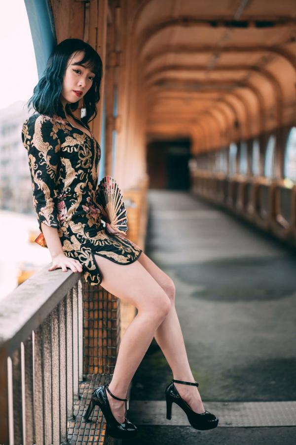    娃娃 - 绝美古典旗袍写真，优雅东方韵味与现代时尚风格碰撞 [108P]第24张图片
