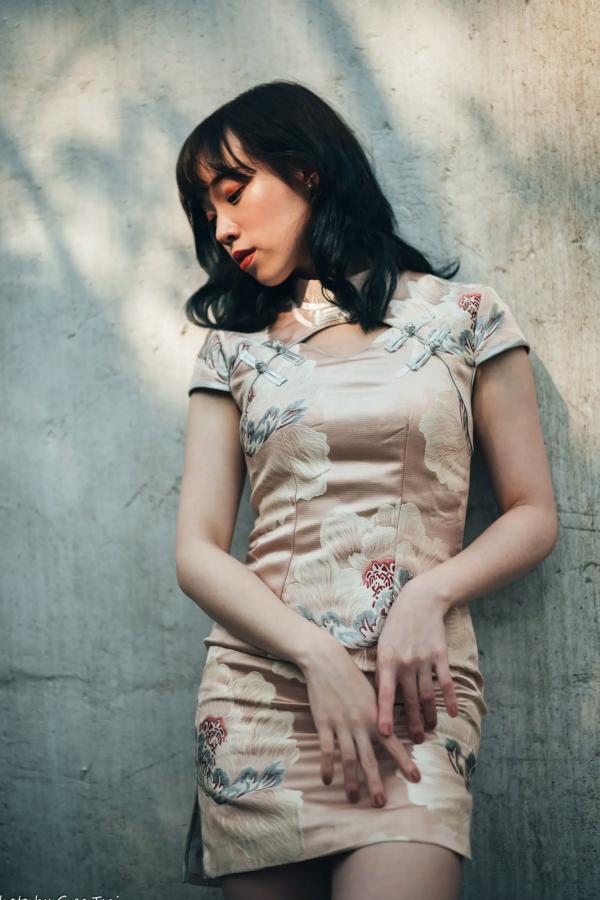    娃娃 - 绝美古典旗袍写真，优雅东方韵味与现代时尚风格碰撞 [108P]第59张图片