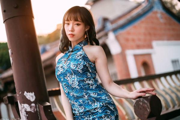    娃娃 - 绝美古典旗袍写真，优雅东方韵味与现代时尚风格碰撞 [108P]第96张图片