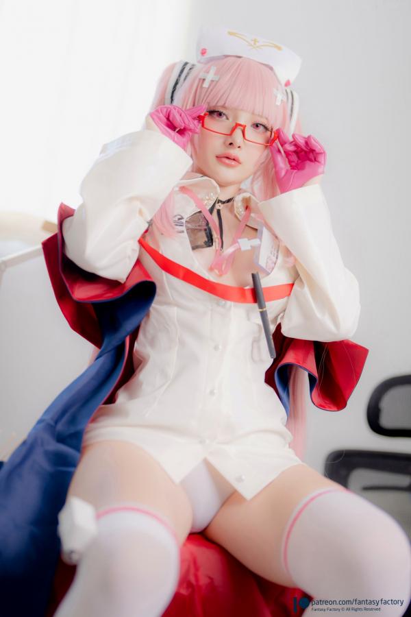    Fantasy-Factory-小丁Ding《碧蓝航线》英仙座护士COS，二次元制服诱惑，高颜值办公室写真（2022.03）第8张图片