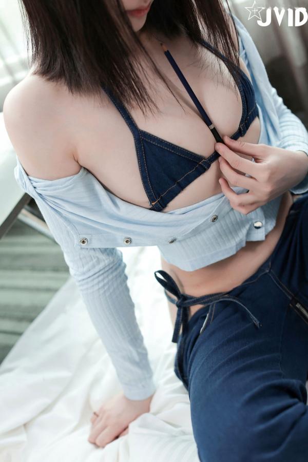    JVID阿黎：吉他妹妹的私房日记，居家清纯诱惑与大尺度日常随拍 - 2022.06.07第8张图片