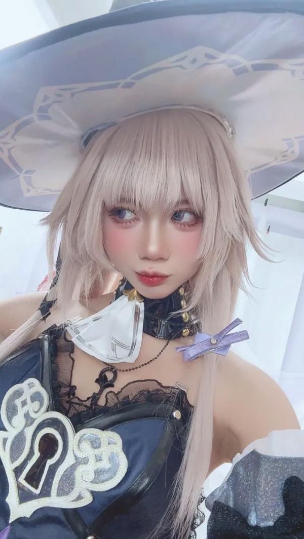    PoppaChan - 赫塔 (The Herta) 二次元私房Cosplay - 极致性感福利诱惑，完美还原角色神韵 [114P]第1张图片