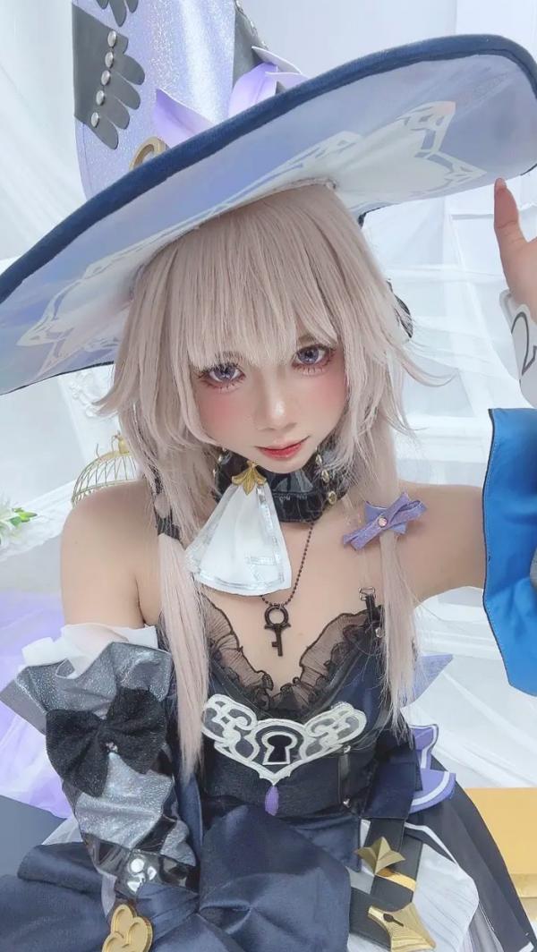    PoppaChan - 赫塔 (The Herta) 二次元私房Cosplay - 极致性感福利诱惑，完美还原角色神韵 [114P]第8张图片