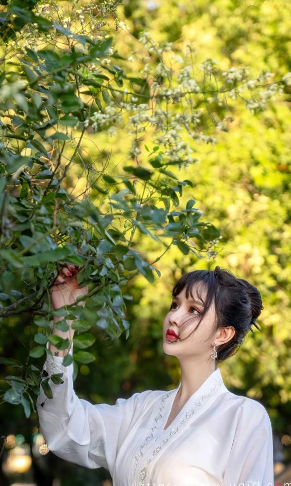    UGirlsApp尤果圈-2674-青树-《节日主题》古风国风写真 - 雅致古典白裙中式美少女大尺度私房第10张图片