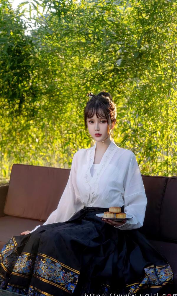    UGirlsApp尤果圈-2674-青树-《节日主题》古风国风写真 - 雅致古典白裙中式美少女大尺度私房第19张图片
