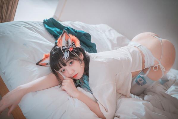    韩国美女Jenny정제니：灵动小狐狸COS系列，改良汉服与性感内衣的极致诱惑，私房大尺度无圣光福利写真第61张图片