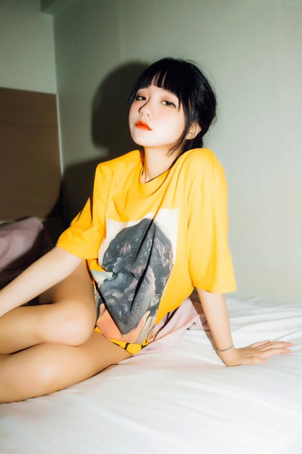    韩国美女Jenny定格居家私房与运动街拍，甜美可爱又不失灵动性感，展现迷人青春活力第8张图片