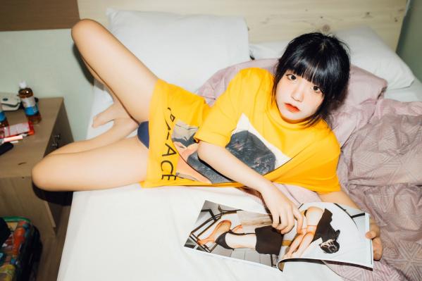    韩国美女Jenny定格居家私房与运动街拍，甜美可爱又不失灵动性感，展现迷人青春活力第37张图片