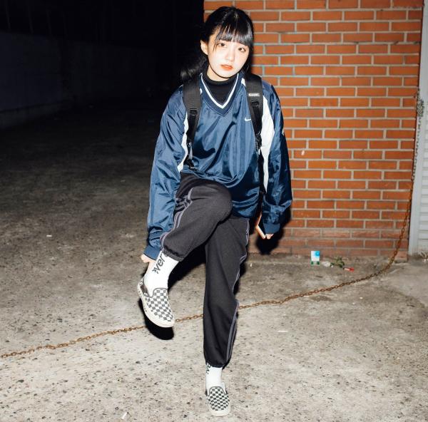    韩国美女Jenny定格居家私房与运动街拍，甜美可爱又不失灵动性感，展现迷人青春活力第55张图片
