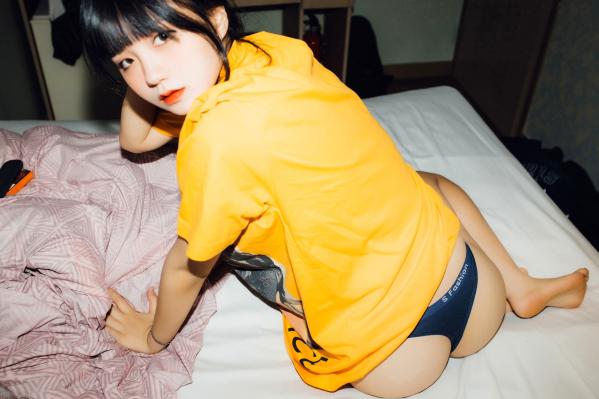    韩国美女Jenny定格居家私房与运动街拍，甜美可爱又不失灵动性感，展现迷人青春活力第60张图片