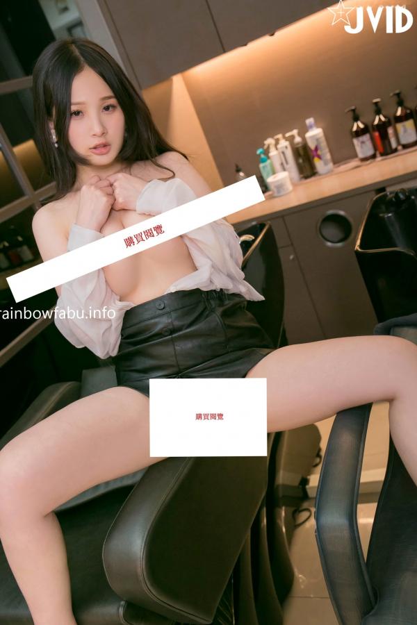    JVID璃奈酱与婕咪：理发店诱惑沙龙，制服若隐若现的极致双生情色大片第5张图片