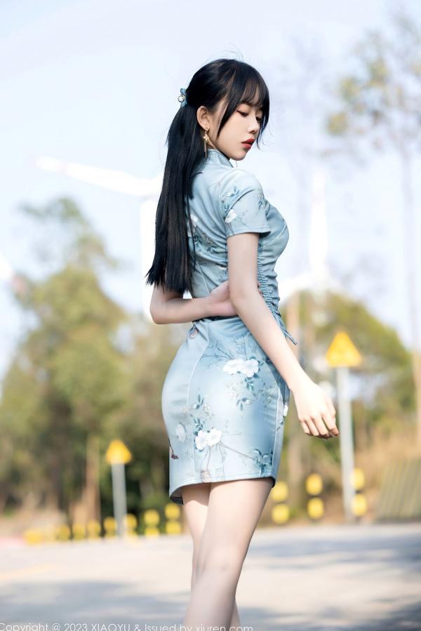    XiaoYu语画界997-极品女神奶瓶车拍写真-蓝灰旗袍古典韵致与粉色内衣极致诱惑-双风格演绎唯美身姿-2023.03.30第10张图片