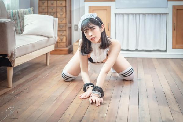    Sonson(??) Saint Photo Life Vol.02 清纯女仆装私房诱惑 居家角色扮演可爱少女写真集 [57P]第40张图片