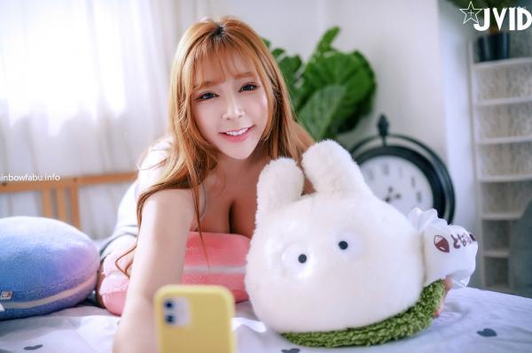    JVID本垒奈-低胸诱惑面试主考官-紧身裙私房写真-职场OL风格-极致身材女神第56张图片