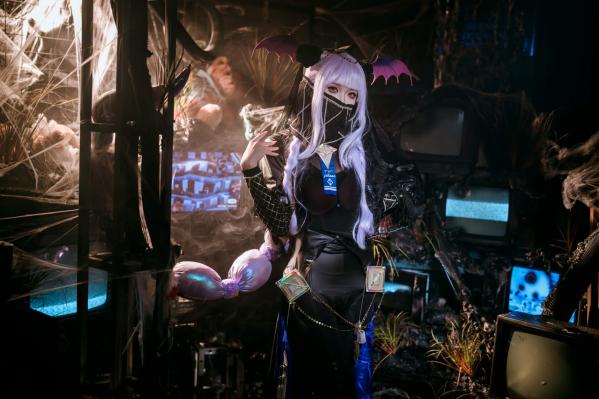    源纱希喵喵喵 - 明日方舟狮蝎COSPLAY废墟暗黑废土风精美套图 [23P]第11张图片