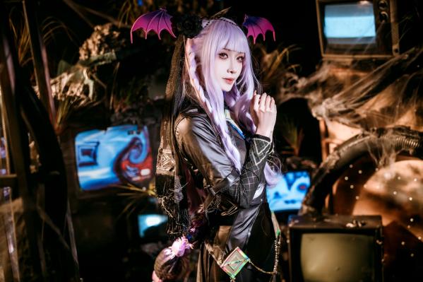    源纱希喵喵喵 - 明日方舟狮蝎COSPLAY废墟暗黑废土风精美套图 [23P]第23张图片