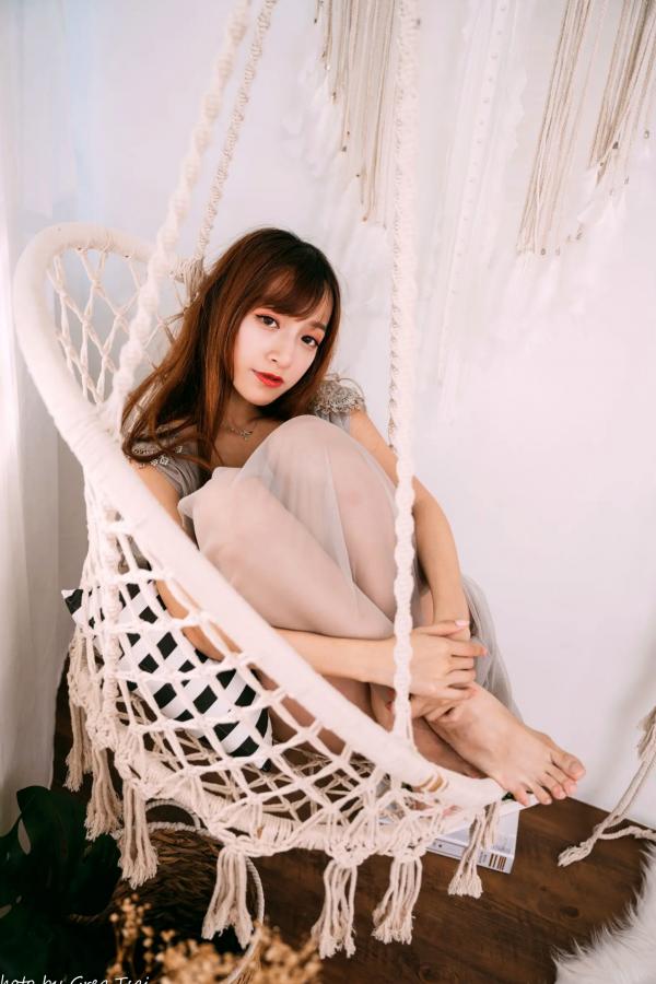    轩颖 - 柔美蕾丝睡衣私房写真，唯美光影下的纯欲女神 [83P]第6张图片