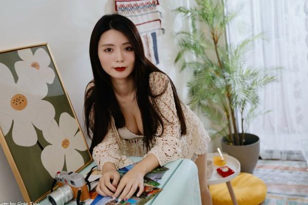    筱筱 - 唯美镂空编织居家私房棚拍，气质女神展现温婉优雅魅力，清新治愈范儿[100P]第70张图片