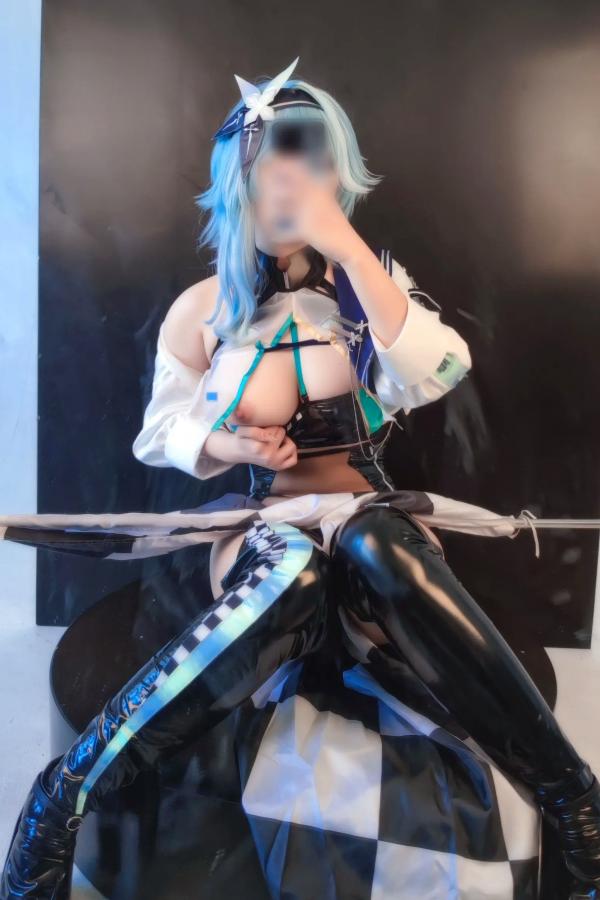    Hokunaimeko北乃芽子优菈赛车女郎Cosplay、黑丝连体、大胆私房、性感大尺度写真全集第28张图片