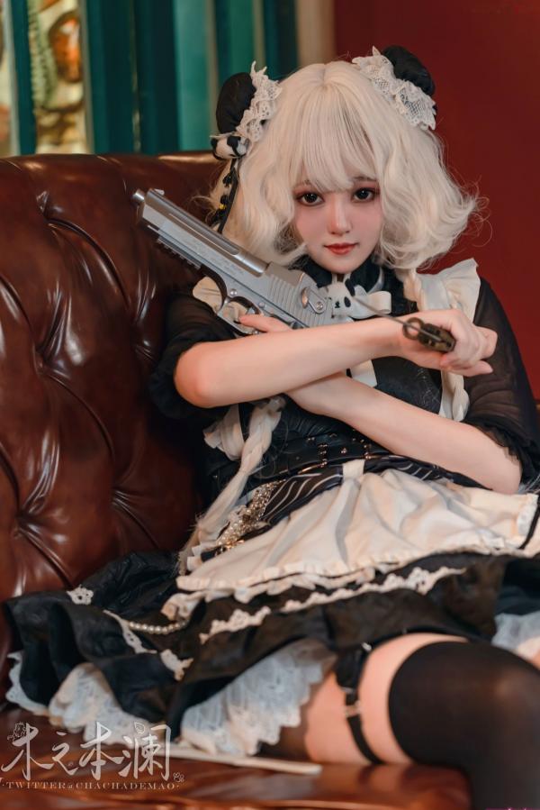   木之本澜-白发女仆无惨私房角色扮演，童颜巨乳极致诱惑，绝美大尺度写真第2张图片