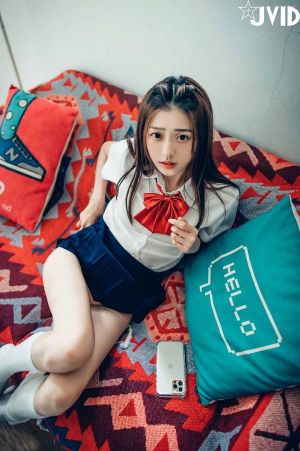    JVID-妍妍《校服诱惑》极品私房写真-同母異父兄妹相姦-2021.04.27第44张图片