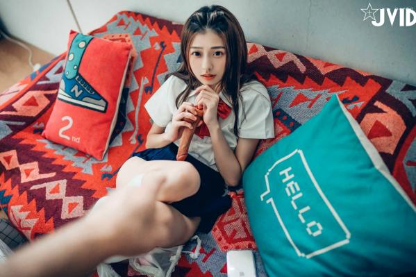    JVID-妍妍《校服诱惑》极品私房写真-同母異父兄妹相姦-2021.04.27第47张图片