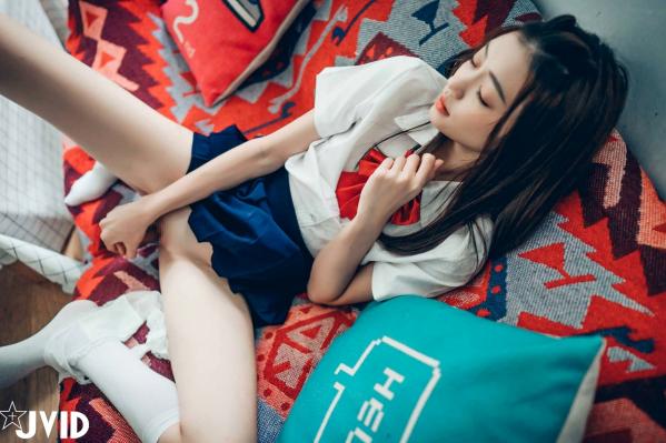    JVID-妍妍《校服诱惑》极品私房写真-同母異父兄妹相姦-2021.04.27第68张图片