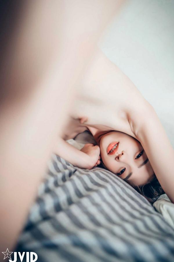    JVID-妍妍《校服诱惑》极品私房写真-同母異父兄妹相姦-2021.04.27第159张图片