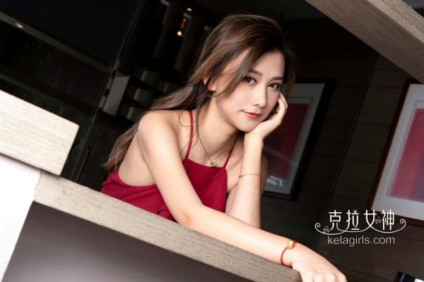    KelaGirls克拉女神-2019.04.12-慕菲-《含情凝睇》：红裙佳人气质优雅，性感长腿魅力释放，精选私房视觉大赏第16张图片
