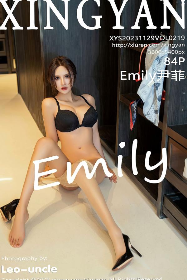    XingYan星颜社-219-Emily尹菲：制服诱惑与黑色内衣的极致碰撞，职场女管家装束下的私房大尺度美学，完美肉丝比例展现顶级女神魅力第1张图片