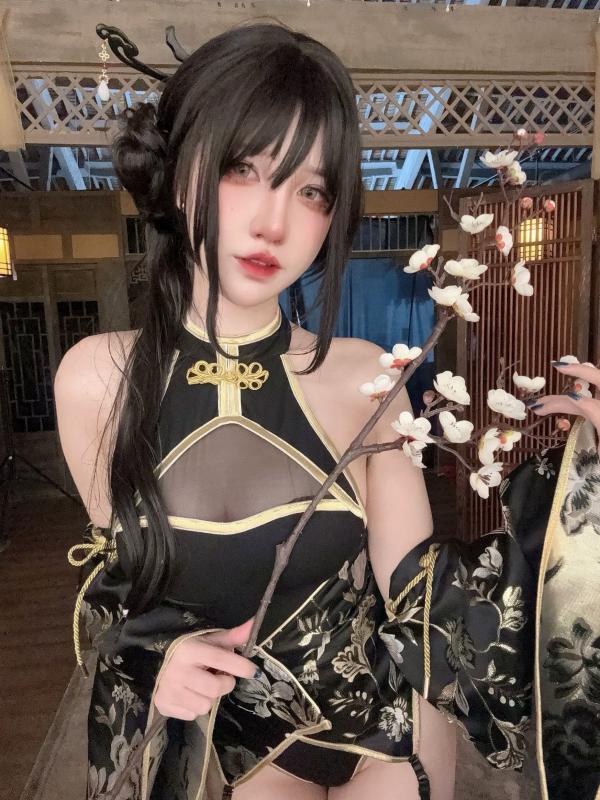    阿薰kaOri - 如烟 [94P] 改良旗袍古风私房照，国风韵味与极致性感完美结合，高冷气质女神制服诱惑系列第83张图片