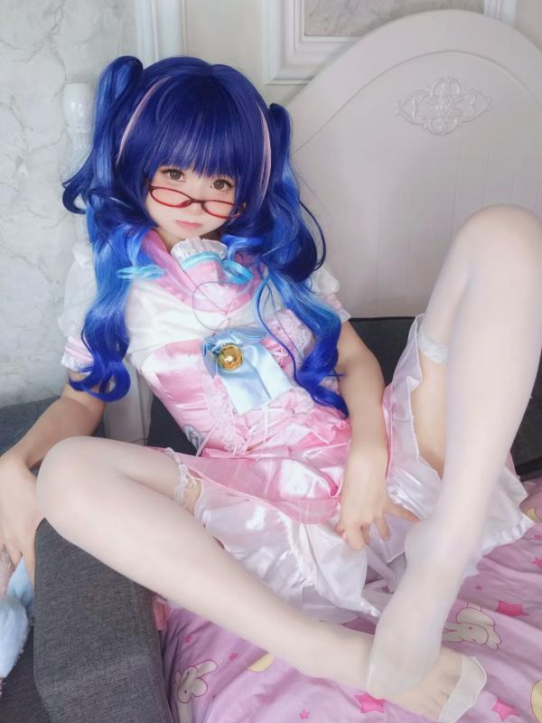    软妹摇摇乐 Amamiya Kokoro角色扮演私房写真，蓝发眼镜娘极致诱惑，白色丝袜美腿大尺度福利 [70P]第23张图片