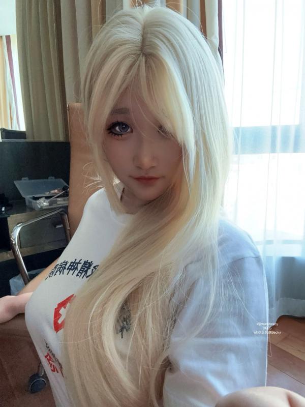    贝贝琪Becky - 椭圆的地球，私房性感紧身裤身材曲线展示，撩人翘臀诱惑，家居舒适风大尺度美图 [25P]第24张图片