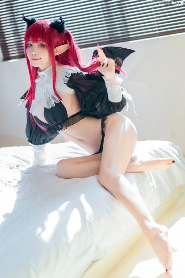   水淼-Aqua-更衣人偶Rizu-kyun恶魔Cosplay，极致魅惑蕾丝私房写真，室内场景下的禁忌诱惑第5张图片