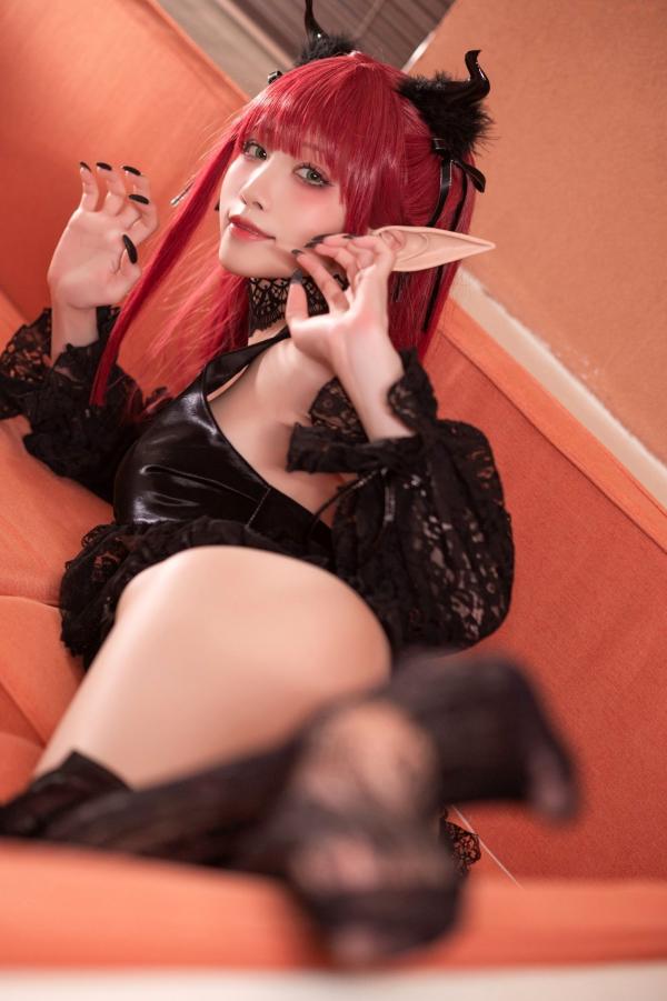   水淼-Aqua-更衣人偶Rizu-kyun恶魔Cosplay，极致魅惑蕾丝私房写真，室内场景下的禁忌诱惑第77张图片