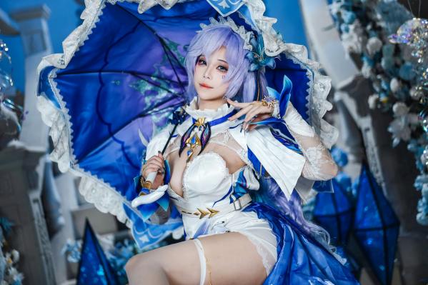    蜜汁猫裘 - 鸣潮坎特蕾拉Cosplay极致诱惑，梦幻华丽服装与性感写真呈现，高颜值还原游戏角色第4张图片