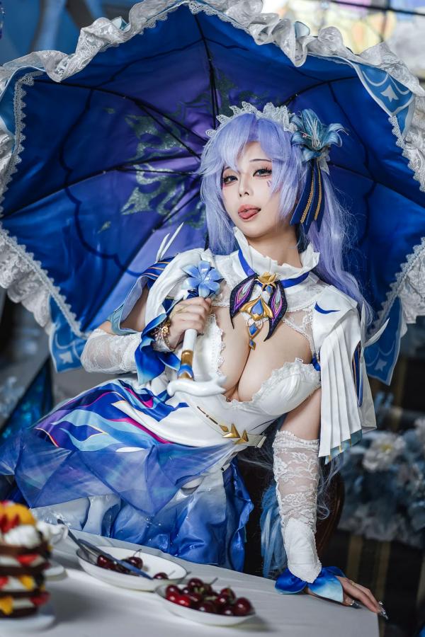   蜜汁猫裘 - 鸣潮坎特蕾拉Cosplay极致诱惑，梦幻华丽服装与性感写真呈现，高颜值还原游戏角色第17张图片
