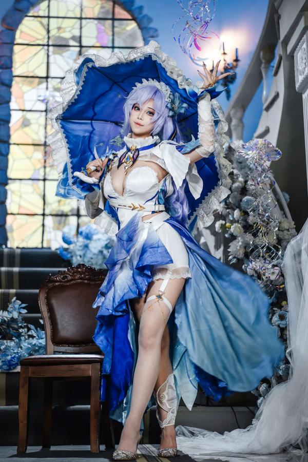    蜜汁猫裘 - 鸣潮坎特蕾拉Cosplay极致诱惑，梦幻华丽服装与性感写真呈现，高颜值还原游戏角色第20张图片