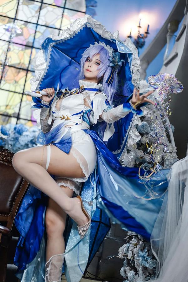    蜜汁猫裘 - 鸣潮坎特蕾拉Cosplay极致诱惑，梦幻华丽服装与性感写真呈现，高颜值还原游戏角色第22张图片