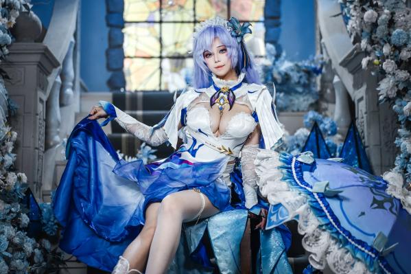    蜜汁猫裘 - 鸣潮坎特蕾拉Cosplay极致诱惑，梦幻华丽服装与性感写真呈现，高颜值还原游戏角色第27张图片