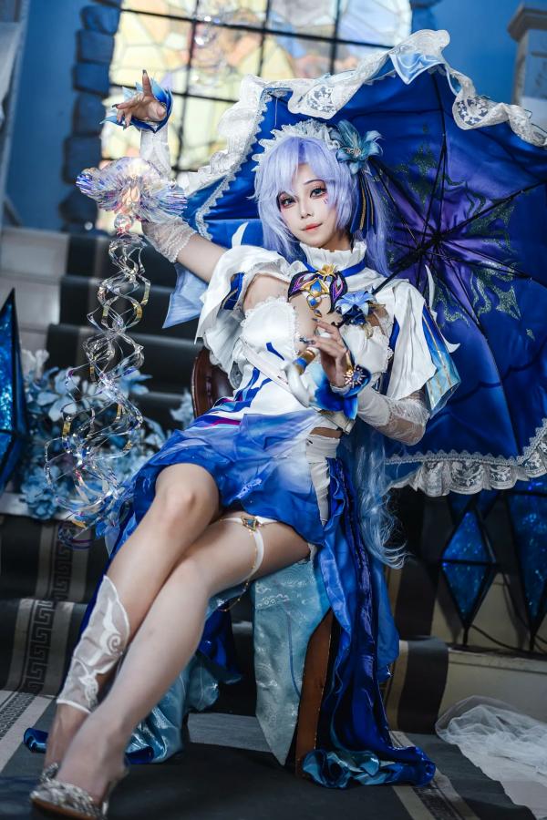    蜜汁猫裘 - 鸣潮坎特蕾拉Cosplay极致诱惑，梦幻华丽服装与性感写真呈现，高颜值还原游戏角色第30张图片