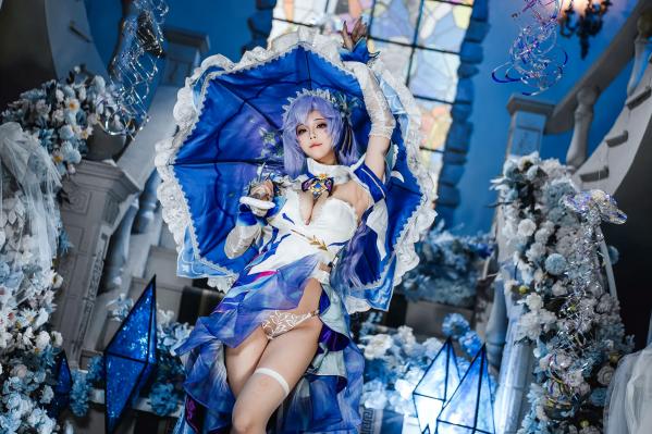    蜜汁猫裘 - 鸣潮坎特蕾拉Cosplay极致诱惑，梦幻华丽服装与性感写真呈现，高颜值还原游戏角色第36张图片