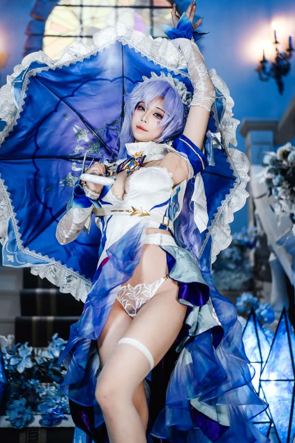    蜜汁猫裘 - 鸣潮坎特蕾拉Cosplay极致诱惑，梦幻华丽服装与性感写真呈现，高颜值还原游戏角色第37张图片
