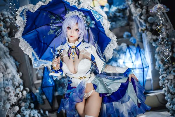    蜜汁猫裘 - 鸣潮坎特蕾拉Cosplay极致诱惑，梦幻华丽服装与性感写真呈现，高颜值还原游戏角色第38张图片
