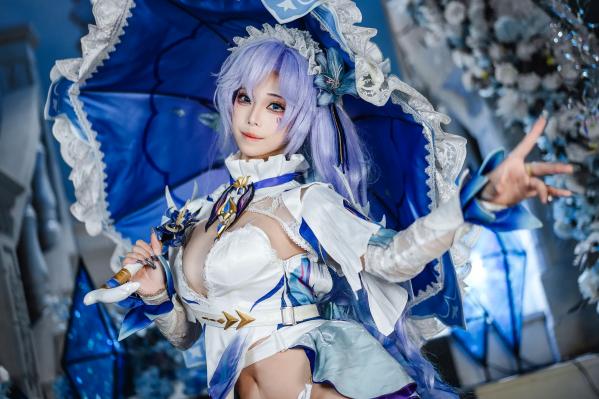    蜜汁猫裘 - 鸣潮坎特蕾拉Cosplay极致诱惑，梦幻华丽服装与性感写真呈现，高颜值还原游戏角色第43张图片