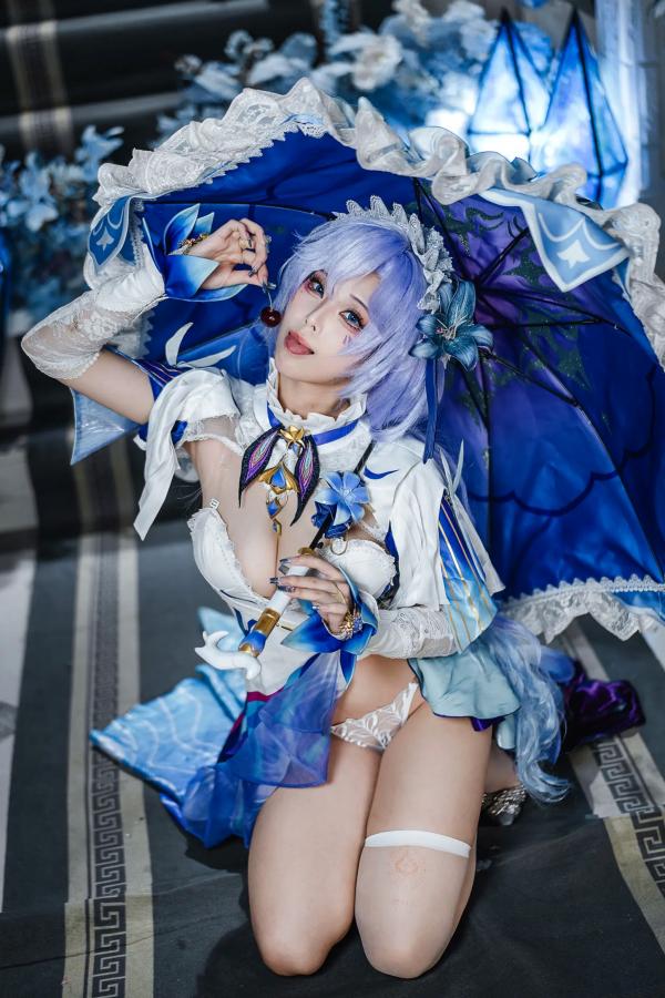    蜜汁猫裘 - 鸣潮坎特蕾拉Cosplay极致诱惑，梦幻华丽服装与性感写真呈现，高颜值还原游戏角色第46张图片