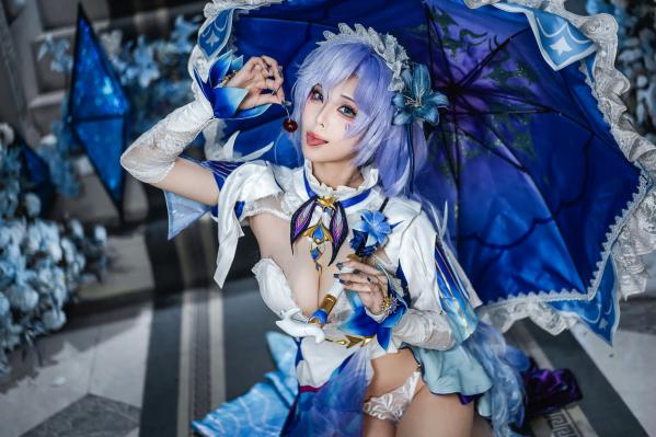    蜜汁猫裘 - 鸣潮坎特蕾拉Cosplay极致诱惑，梦幻华丽服装与性感写真呈现，高颜值还原游戏角色第47张图片