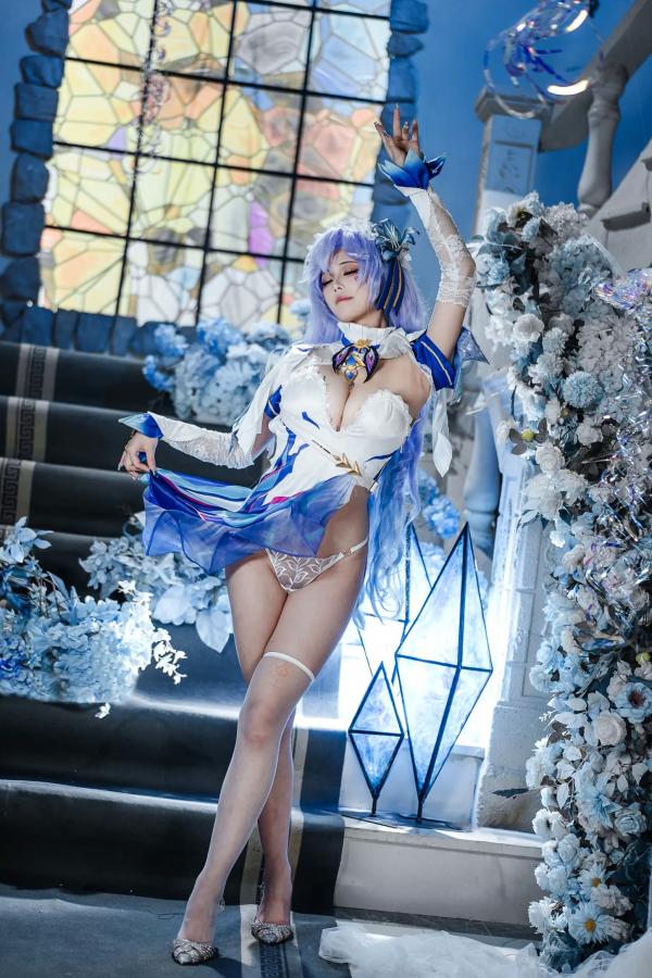    蜜汁猫裘 - 鸣潮坎特蕾拉Cosplay极致诱惑，梦幻华丽服装与性感写真呈现，高颜值还原游戏角色第52张图片
