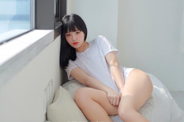    韩国美女Jenny 정제니 ARTGRAVIA_057：明亮闺房纯欲私房写真，蕾丝内衣与慵懒白T的极致诱惑第1张图片